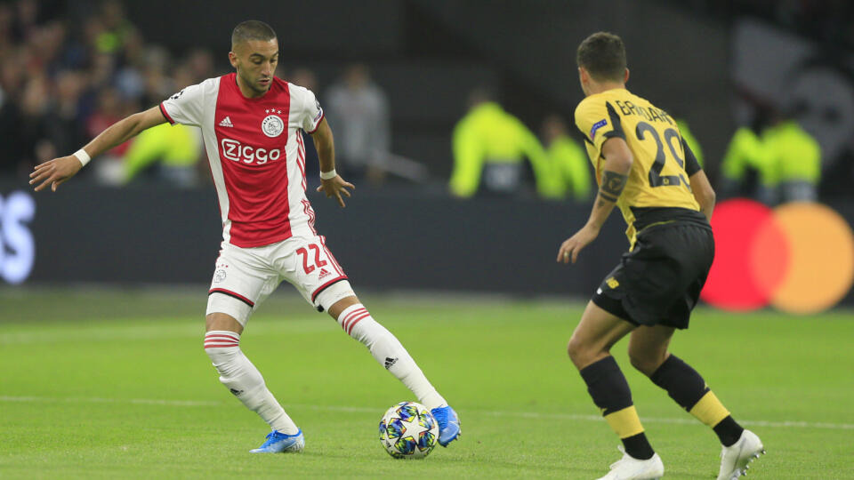 Ajax Amsterdam a londýnska Chelsea by sa mali dohodnúť na prestupe marockého futbalistu Hakima Ziyecha.