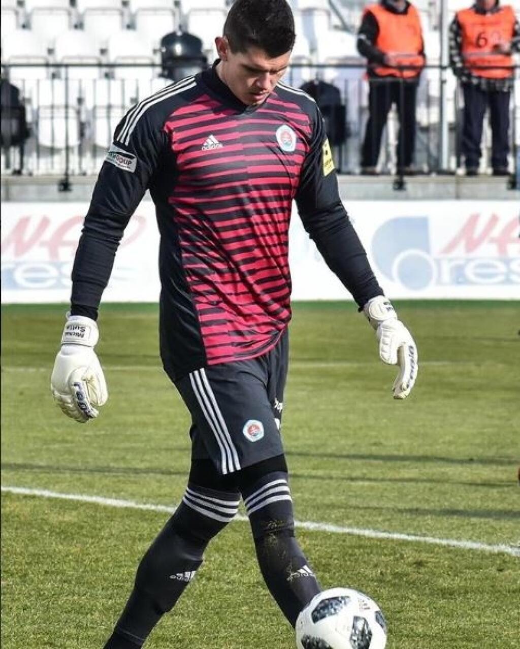 Súčasťou nočného záťahu, po ktorom Ján Kozák odstúpil z pozície trénera futbalovej reprezentácie, bol aj Michal Šulla.