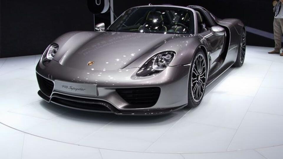 ikonma Porsche 918 Spyder