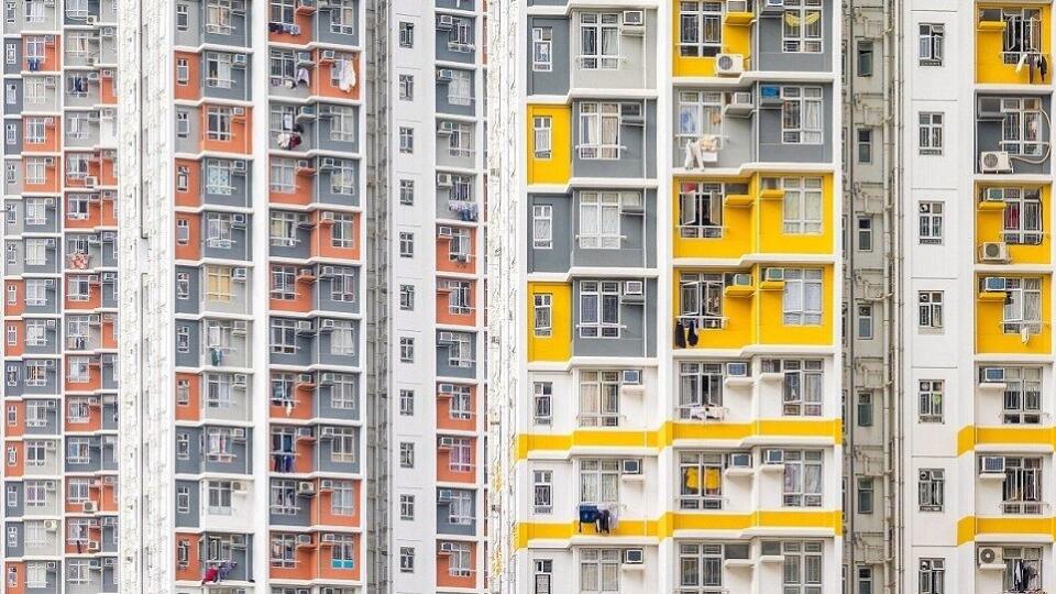 Paneláky v Hongkongu vyvolávajú klaustrofobické stavy.