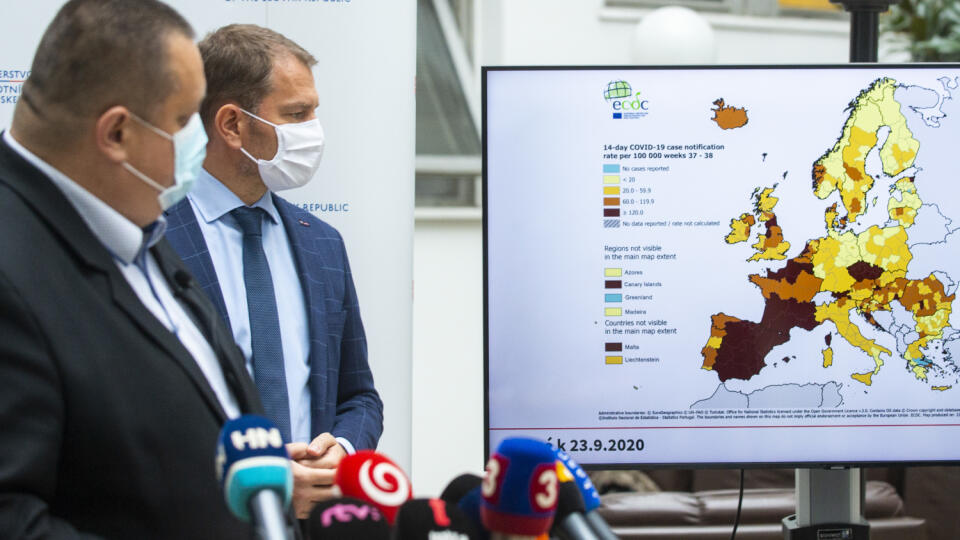 J. Mikas: V SR je pre nový koronavírus aktuálne 19 okresov v červenej fáze