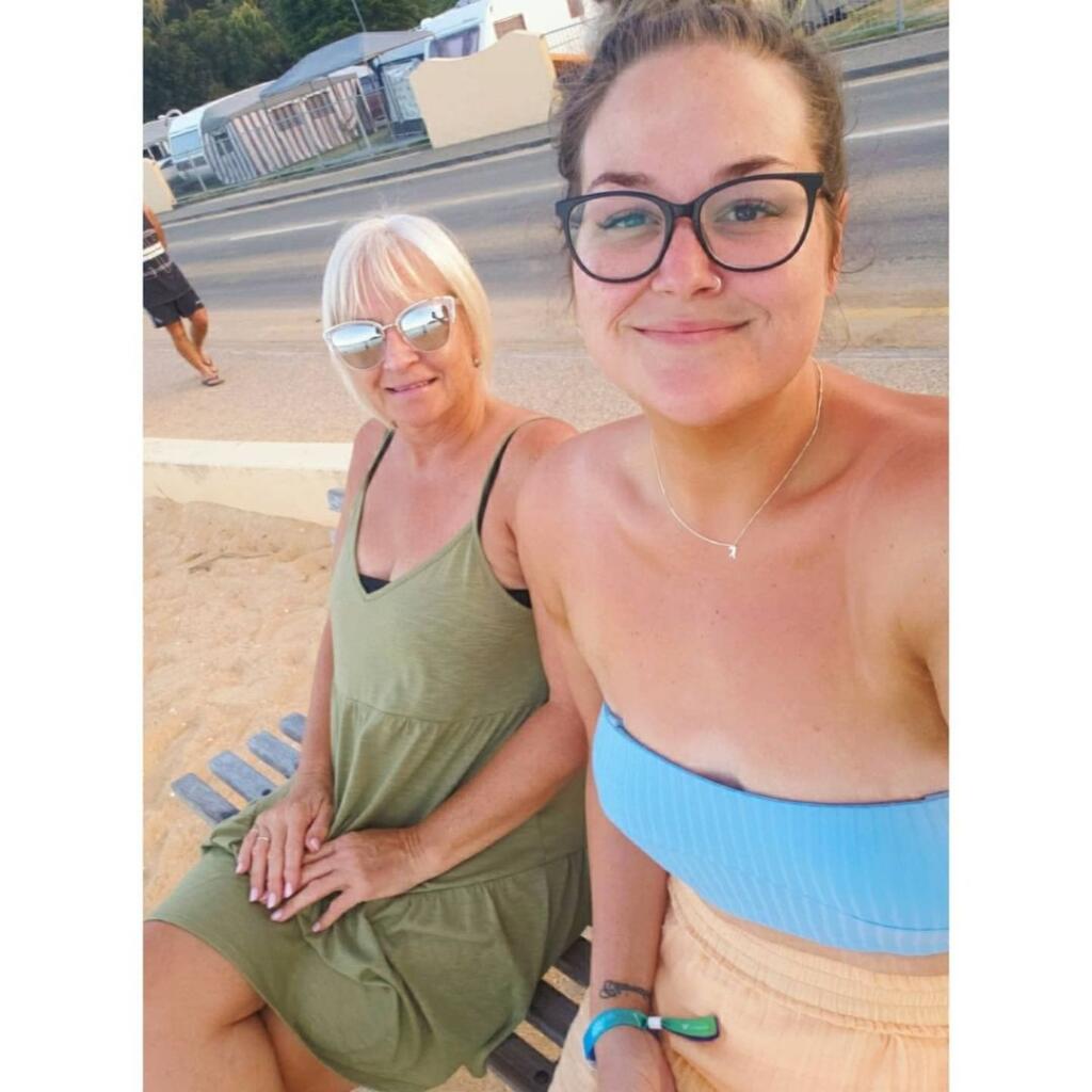 S mamou.
