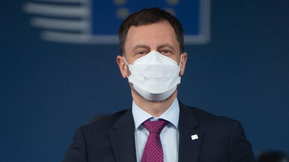 Eduard Heger na summite v Bruseli.