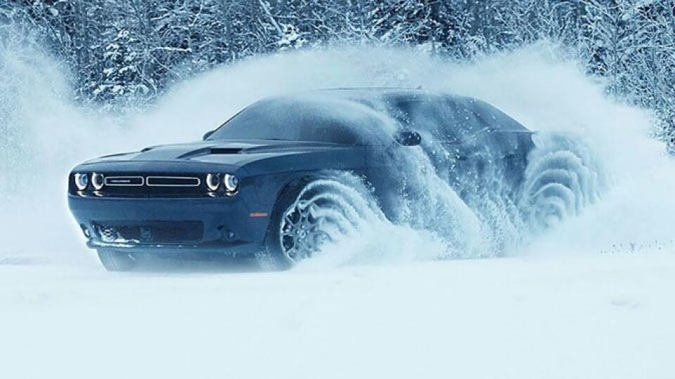 Dodge Challenger GT AWD