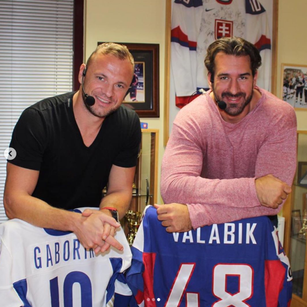 Hokejista Marián Gáborík sa Borisovi Valábikovi priznal, že jeho manželka je tehotná.