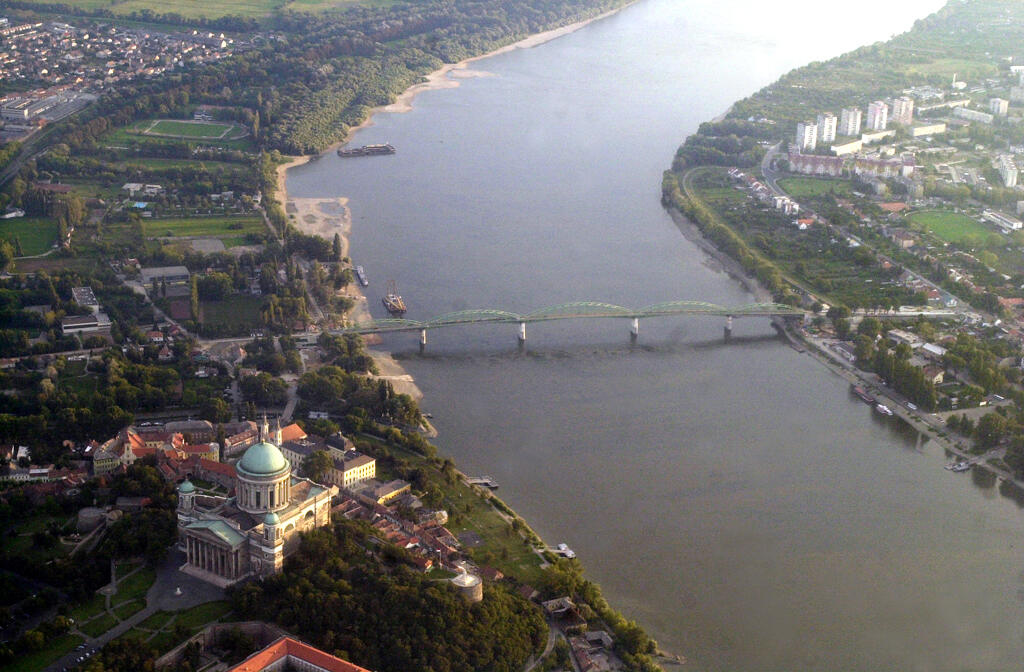 Most Márie-Valérie