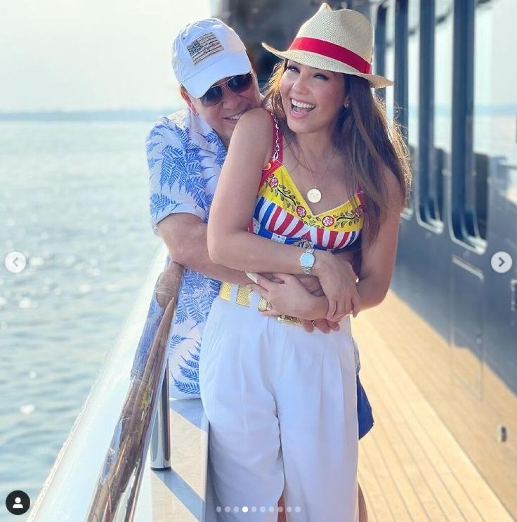 Thalía oslávila 50 rokov, ale vyzerá skôr ako sladká tridsiatnička.