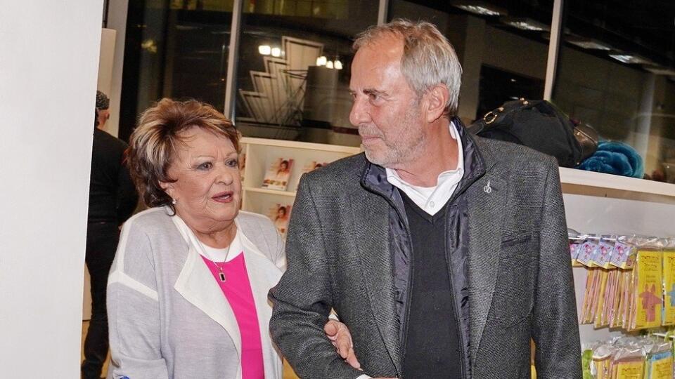 Jiřina Bohdalová s priateľom