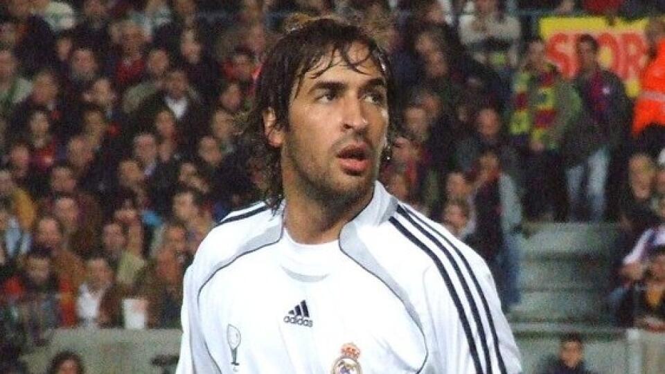 Španiel Raul Gonzales patrí k najlepším hráčom futbalovej histórie.