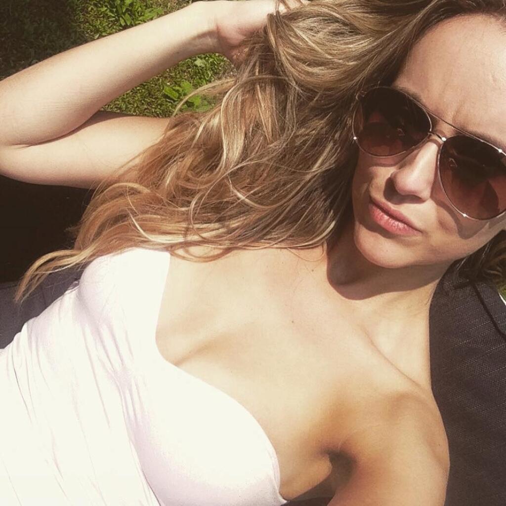 Jakubovi Grigarovi učarovala sexi plavovláska Aďka.