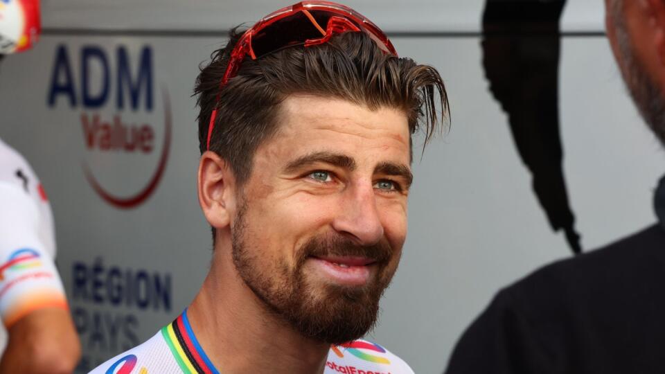 Slovenská cyklistická ikona Peter Sagan v nedeľu odjazdila posledné preteky v cestnej cyklistike v kariére.