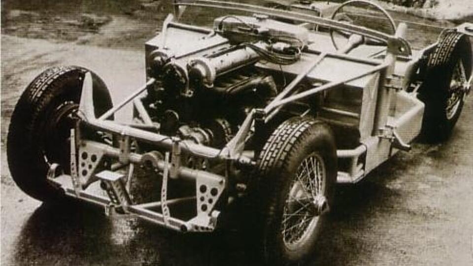 Toto kupé Tatra JK 2500 mohlo konkurovať Astonom a Jaguarom