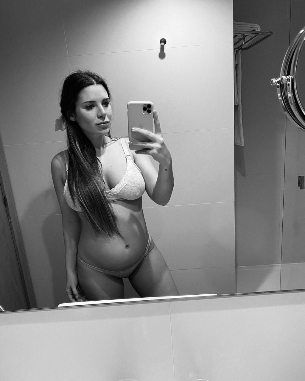 Mina Bonino vie, ako dráždiť. Aj takto sa predvádza na instagrame.