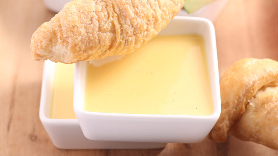 Fondue nemusí byť vždy len zo syra, prípadne z čokolády. Vyskúšajte toto s vanilkovou vôňou.