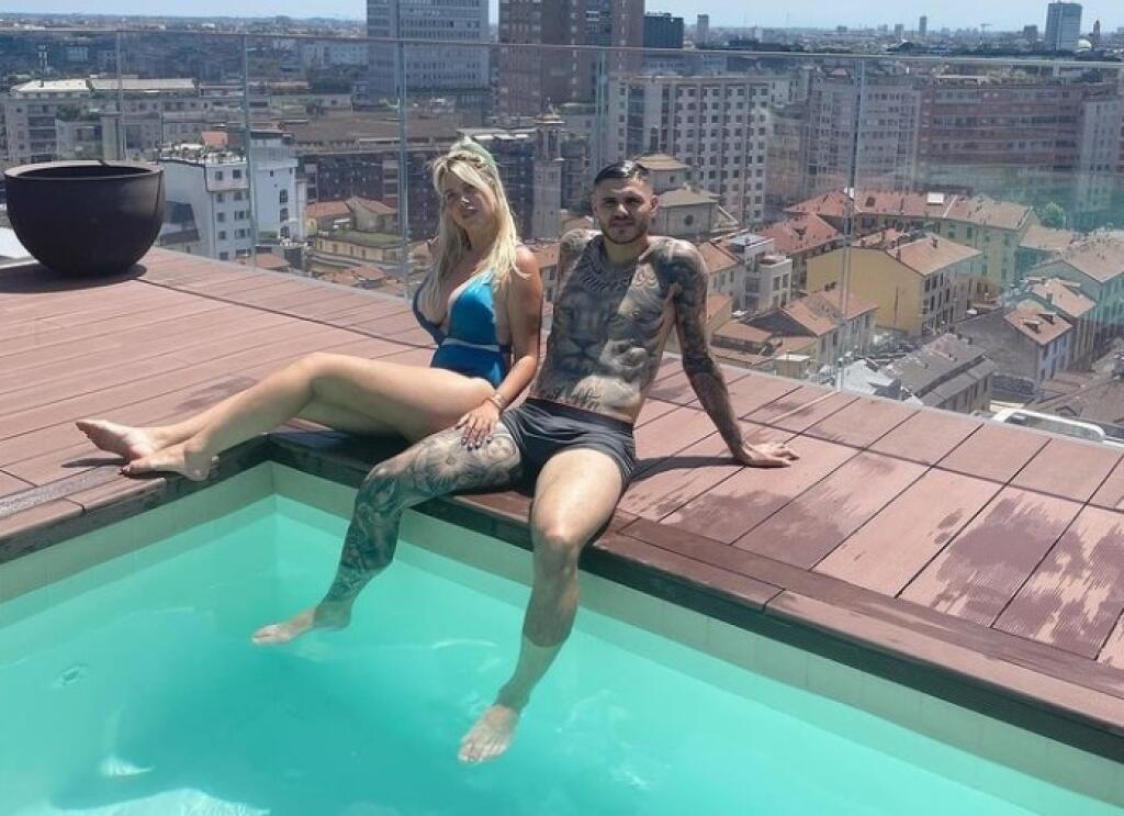 Mauro Icardi si musí udobriť svoju manželku Wandu Nara. Sexi blondínku mal podviesť s argentínskou herečkou Mariou Suarezovou