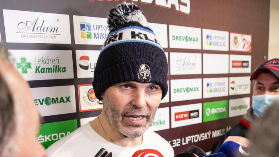 Momentka z hokejového zápasu Liptovský Mikuláš vs Kladno v ktorom nastúpil aj legendárny Jaromír Jágr. Na fotke je Jaromír Jágr.