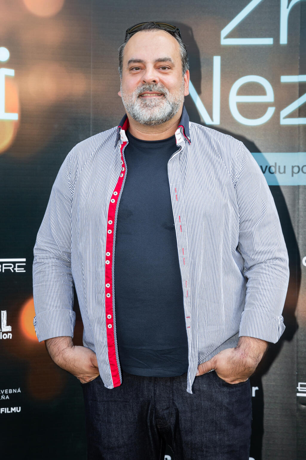 Sme tu naozaj na
chvíľku, tak načo si
ten krátky pobyt na čas
určitý kaziť a znepríjemňovať?