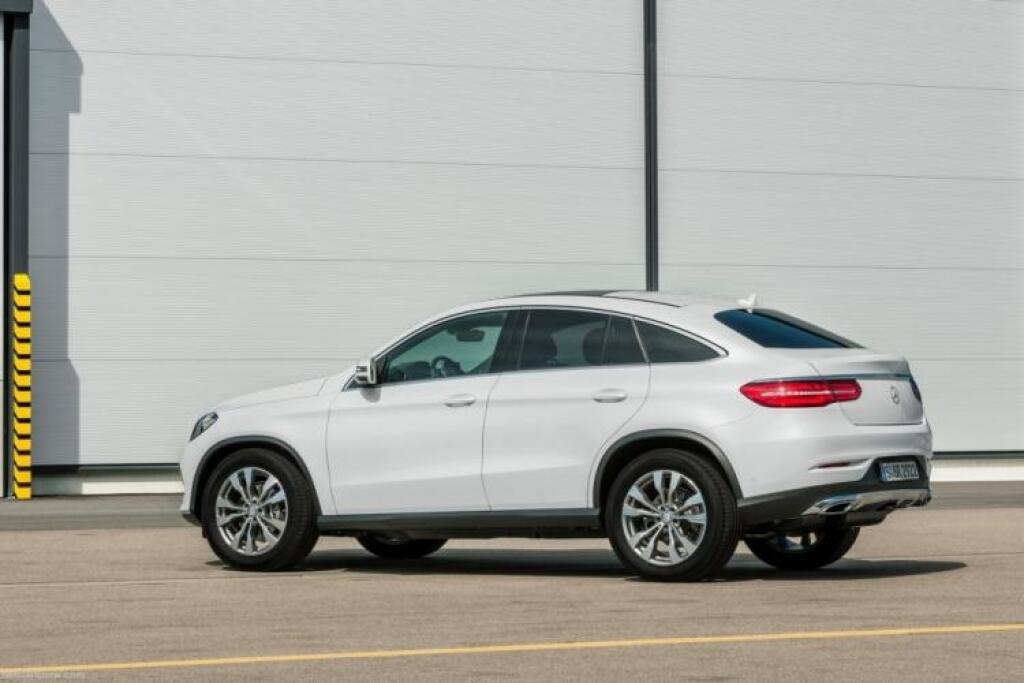 Test konkurenta X6ky: Nový Mercedes GLE Kupé je veľmi vážny súper