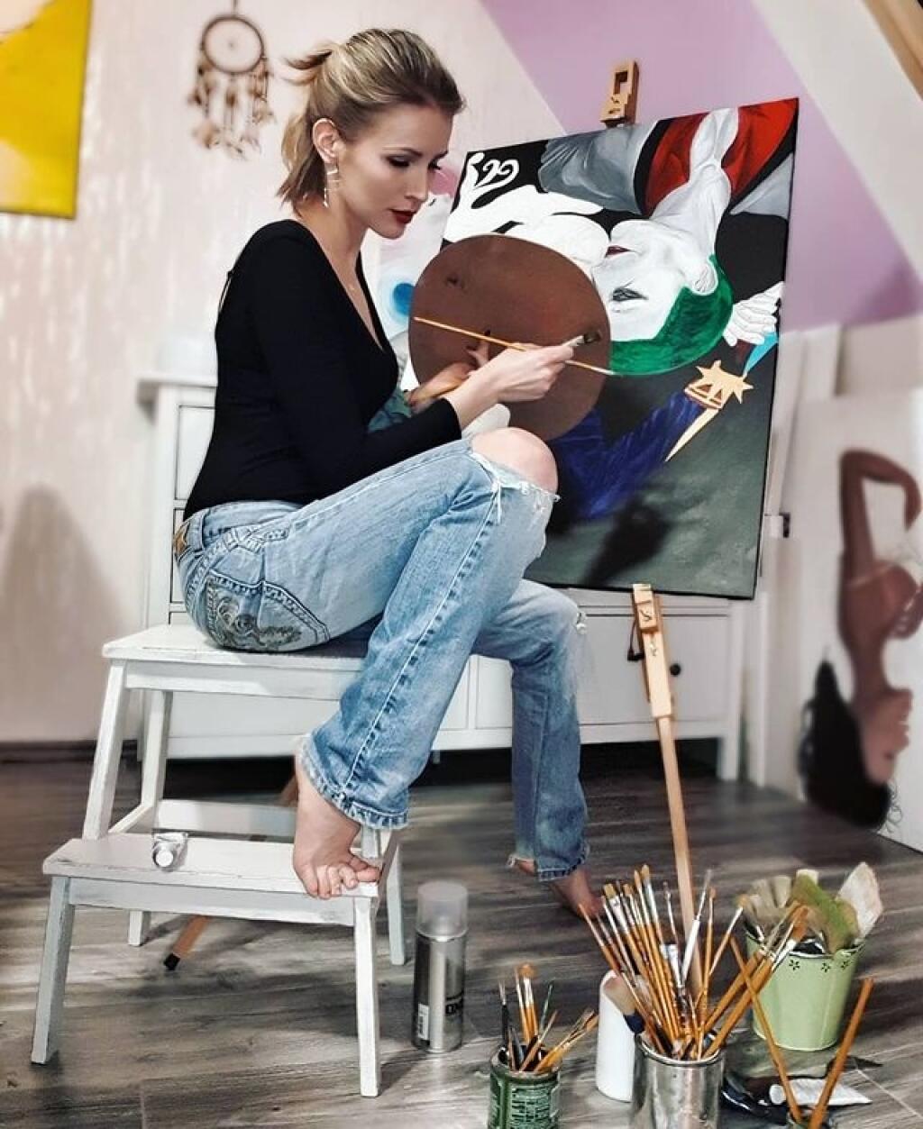 Mirka si zriadila ateliér priamo v obývačke.