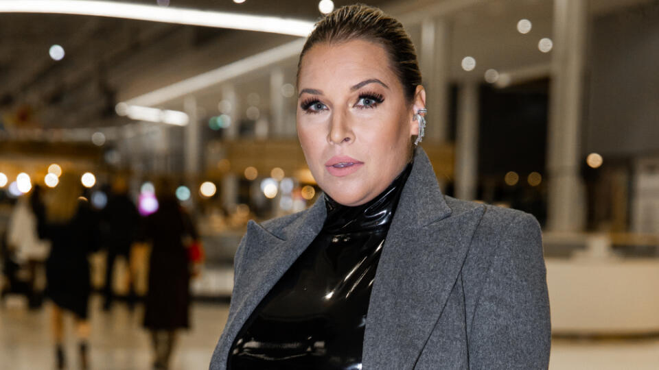 Druhý deň zo série módnych prehliadok pod názvom "Fashion LIVE!" v Bratislave. Na snímke Dominika Cibulková.
