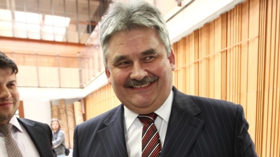 Minister práce Ján Richter
má dôvod na radosť.