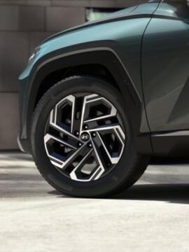 Štýlový a sofistikovaný: Vylepšený Hyundai Tuscon vo svetle nových technológií