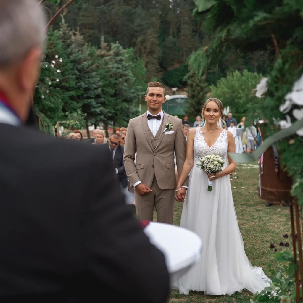 Andrea a Jakub si povedali áno len pred pár týždňami a už o niekoľko dní sa z nich stanú prvýkrát rodičia.