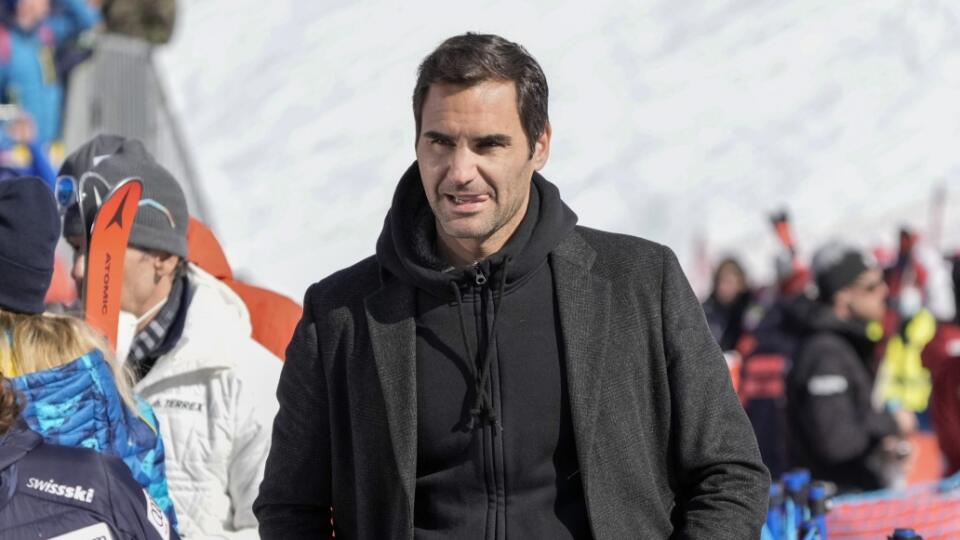Roger Federer spôsobil rozruch počas pretekov super-G vo švajčiarskom Lenzerheide.