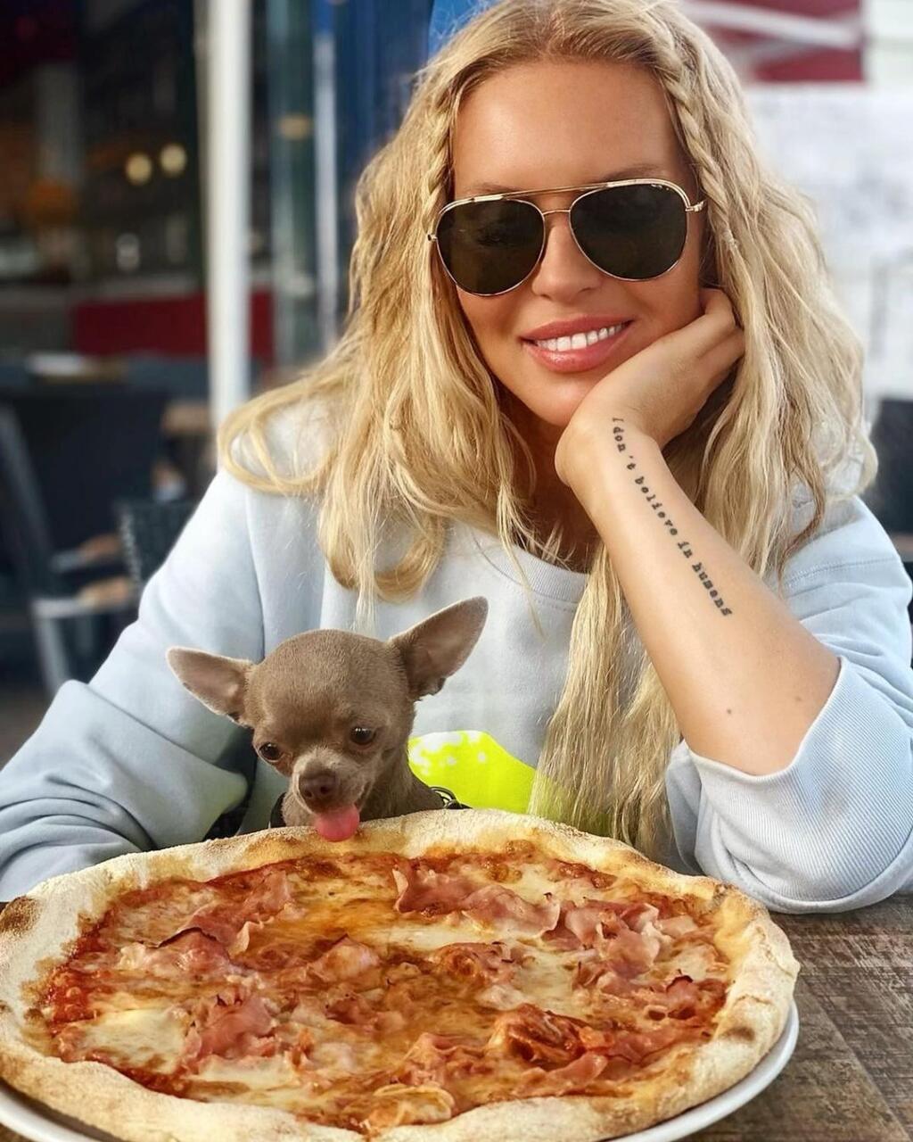Simona Krainová a jej rozkošný účes.