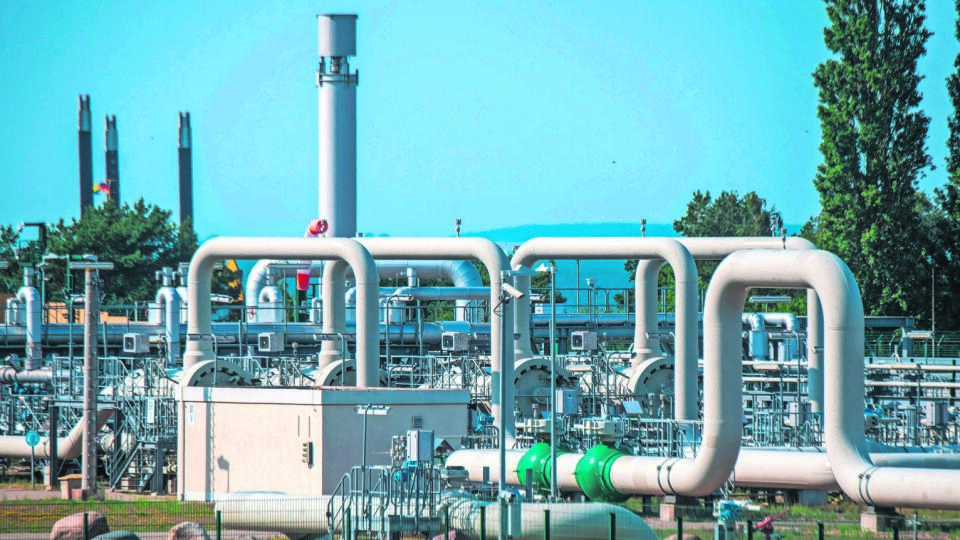 EK navrhuje zníženie spotreby plynu o 15 percent do marca 2023.