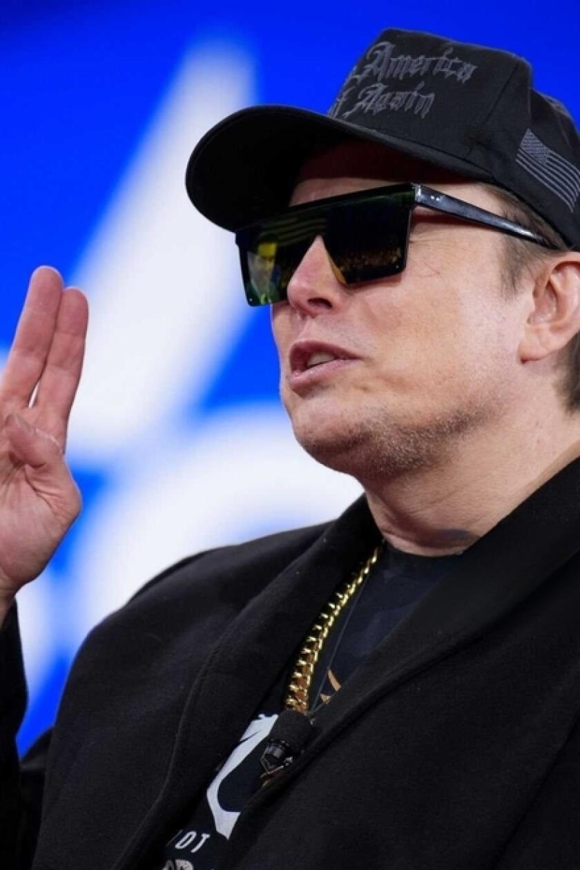 Členovia predstavenstva Tesly vraj hľadali Muskovho nástupcu    
