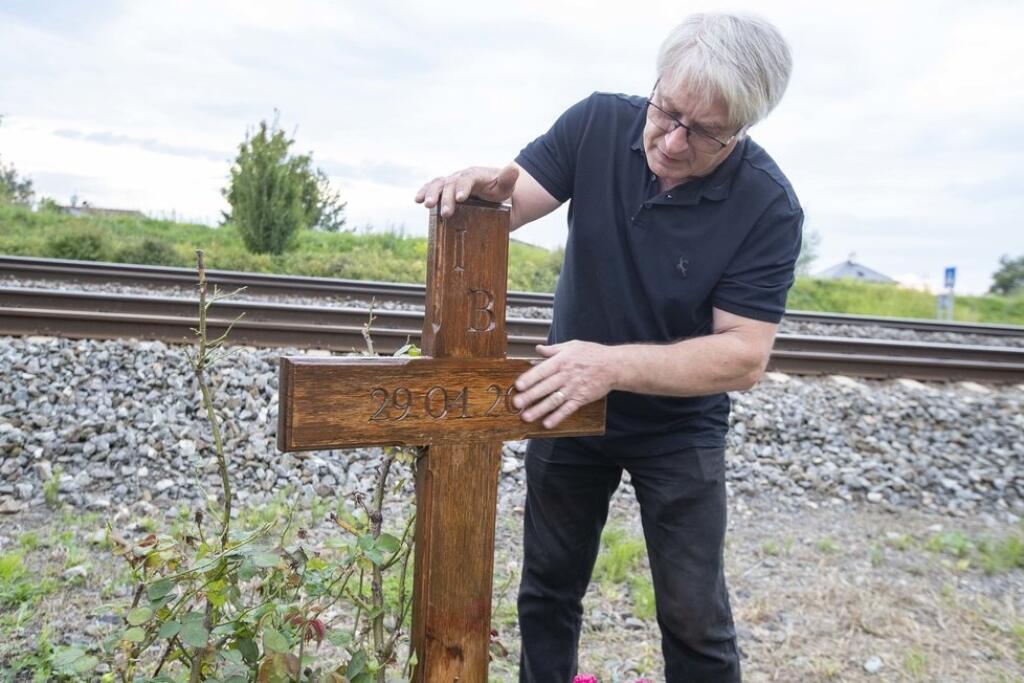 Josef sa pravidelne vracia na mieto, kde jeho Ivetka poslednýkrát vydýchla.