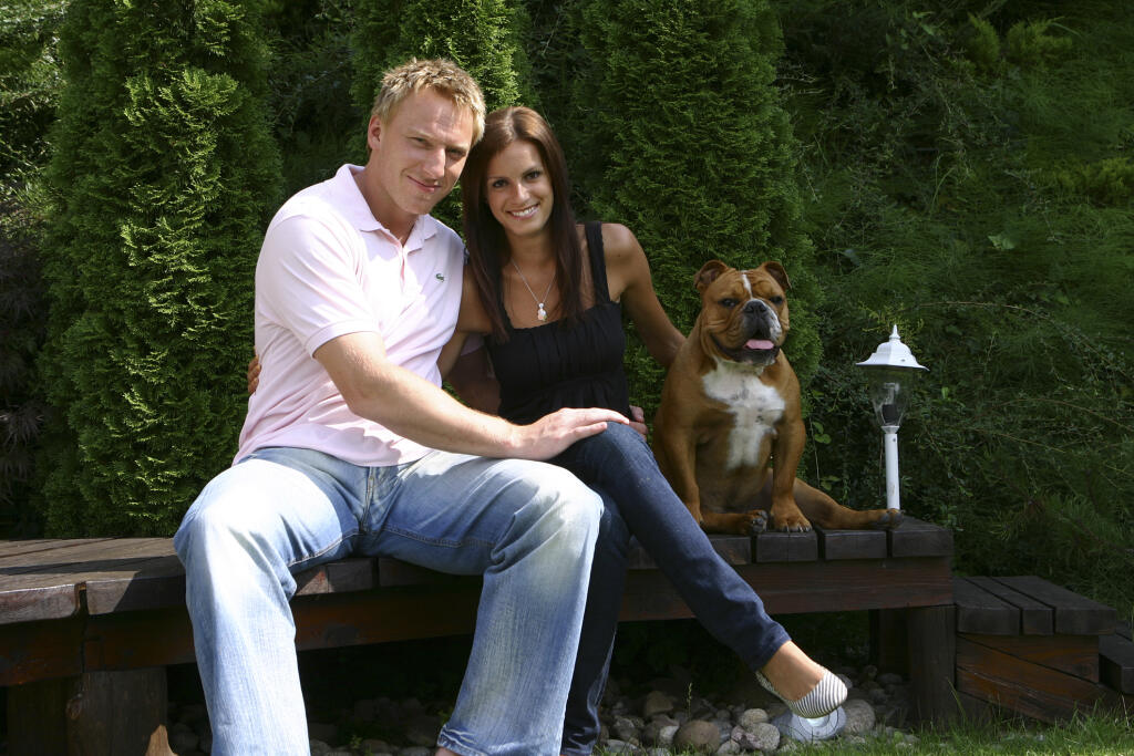 Marián Hossa (hokejista) s priateľkou Janou Ferovou.