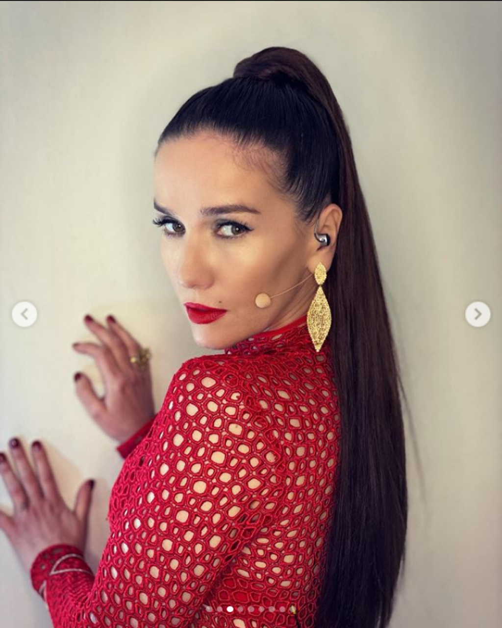 Takto vyzerá Natalia Oreiro dnes. V šou Uruguaj má talent zažiarila v dlhých červených šatách.
