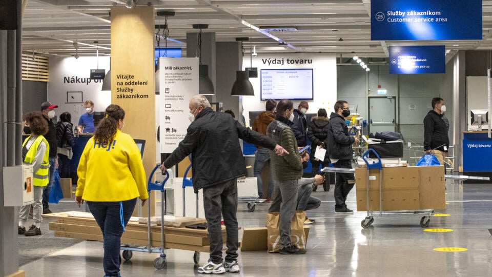 Uvoľnenie bezpečnostných opatrení počas druhej vlny pandémie koronavírusu Covid - 19 v sebe prinieslo dlhoočakávané otvorenie všetkých obchodných prevádzok na Slovensku.
