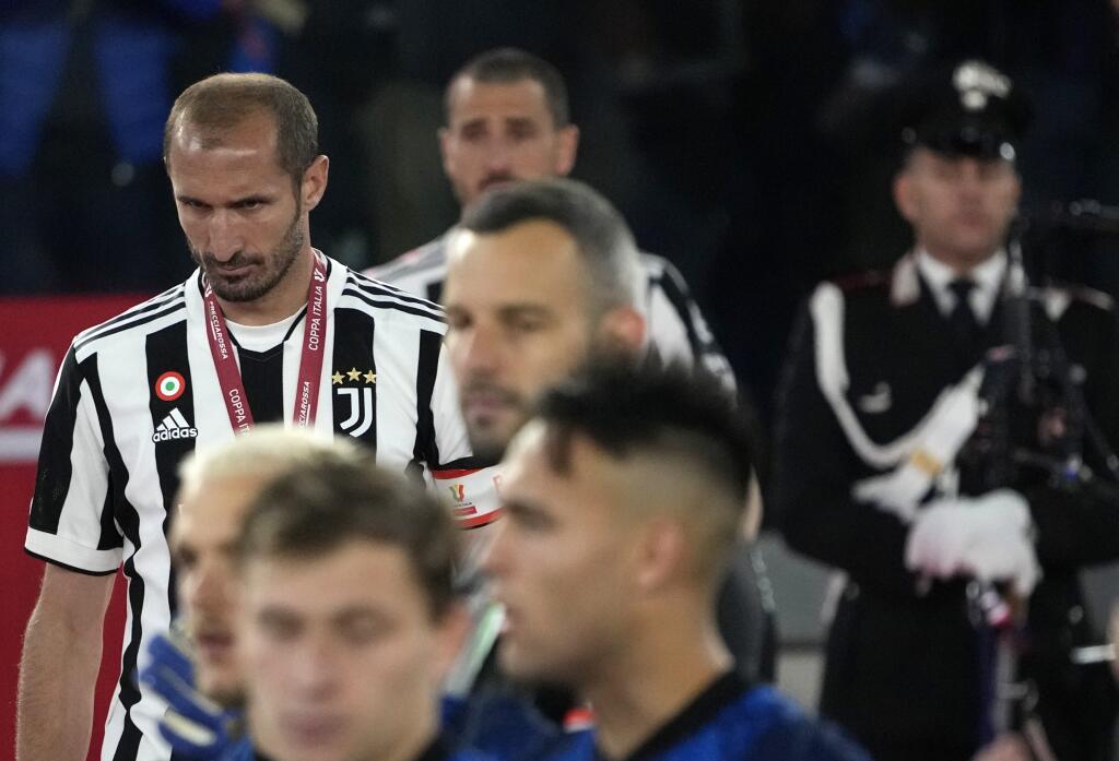 Juventus Turín môže byť právom označovaný ako najväčší smoliar v rámci Ligy majstrov. Finále prehral päť krát a dva krát jej predchodcu. Je tak v tejto štatistike na prvom mieste.