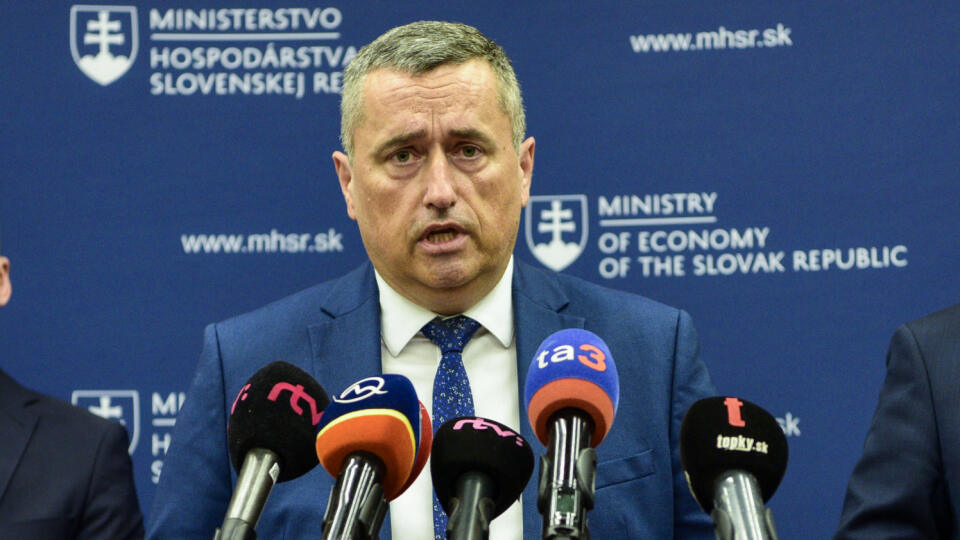 Na snímke generálny riaditeľ SPP Richard Prokypčák počas tlačovej konferencie ministerstva hospodárstva SR na tému Aktuálna situácia v súvislosti s dodávkami plynu 27. apríla 2022 v Bratislave. FOTO TASR - Pavol Zachar