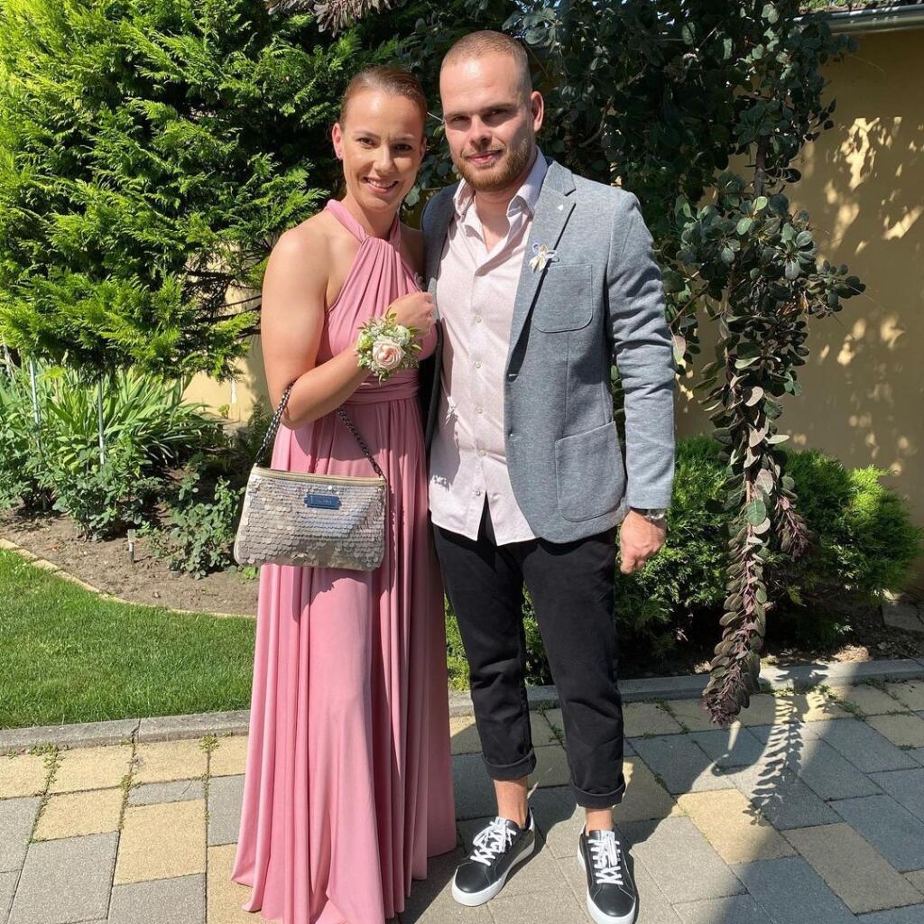 Zo staršej dcéry futbalového brankára Miroslava Königa vyrástla krásna žena. V rámci športu je pre ňu najväčším vzorom práve jej otec.