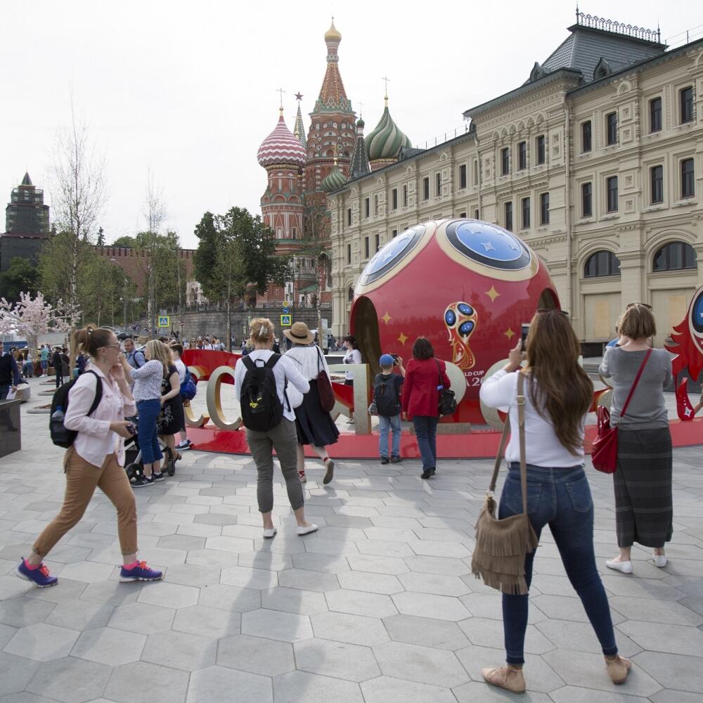 Moskva požiadala o voľno pre zamestnancov kvôli úvodnému zápasu šampionátu.