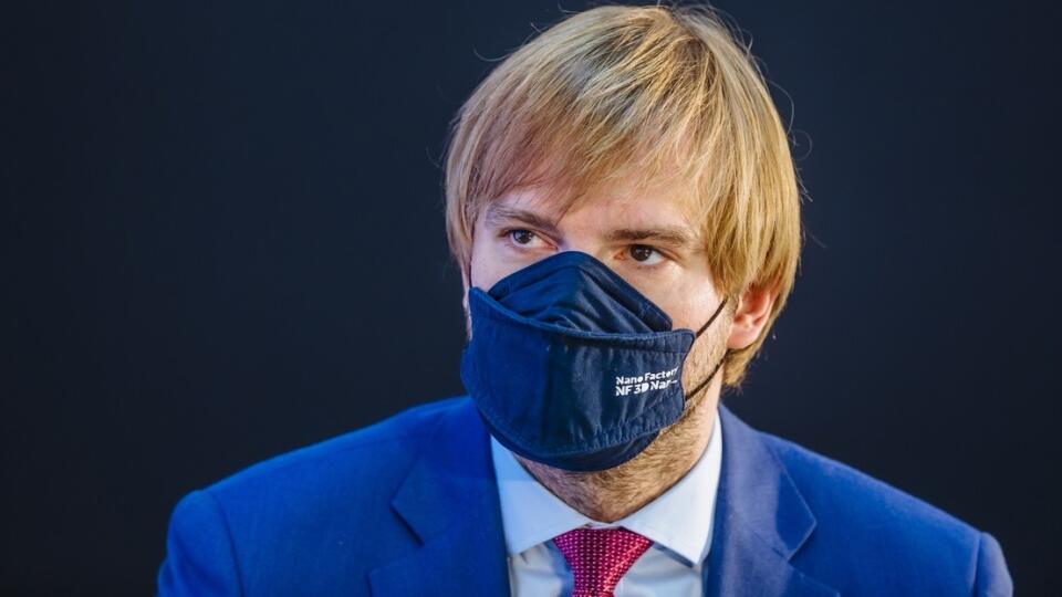 Podľa Adama Vojtěcha by mala predmetná vyhláška o povinnom očkovaní vyjsť v priebehu budúceho týždňa.