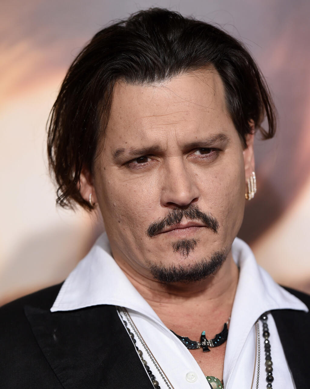 Сделать депп. Джонни Депп. Джонни Депп 2016. Johnny Depp 2015. Джон Кри́стофер (Джо́нни) Депп II.