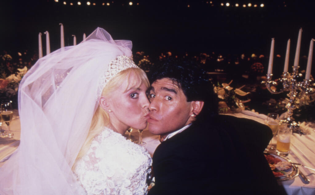 Svadba Diega Maradonu a Claudie Villafaneovej sa konala 7. novembra 1989 v Buenos Aires.