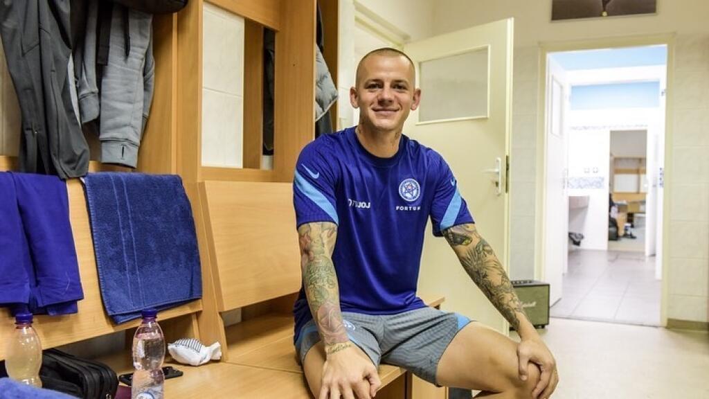 Hviezda Slovana Bratislava navyše vlastní veľký pozemok v lukratívnej časti pri Bratislave, do ktorého plánuje investovať ďalšie veľké peniaze.