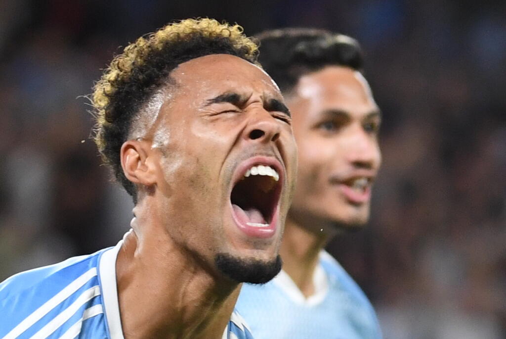 Na snímke hráč André Green (Slovan) sa teší z gólu na 2:2 v predĺžení počas odvetného zápasu 3. predkola Európskej ligy medzi ŠK Slovan Bratislava - FC Olympiakos Pireus 11. augusta 2022 v Bratislave. FOTO TASR - Martin Baumann