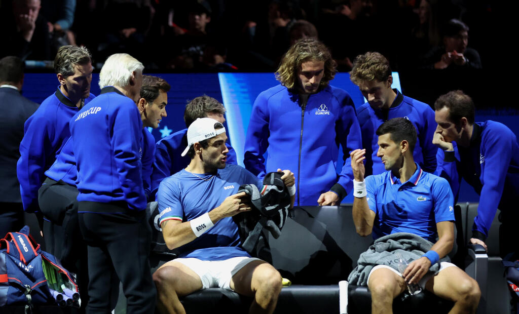 Slzy už vyschli, Roger sa počas 2. dňa Laver Cupu neustále usmieval