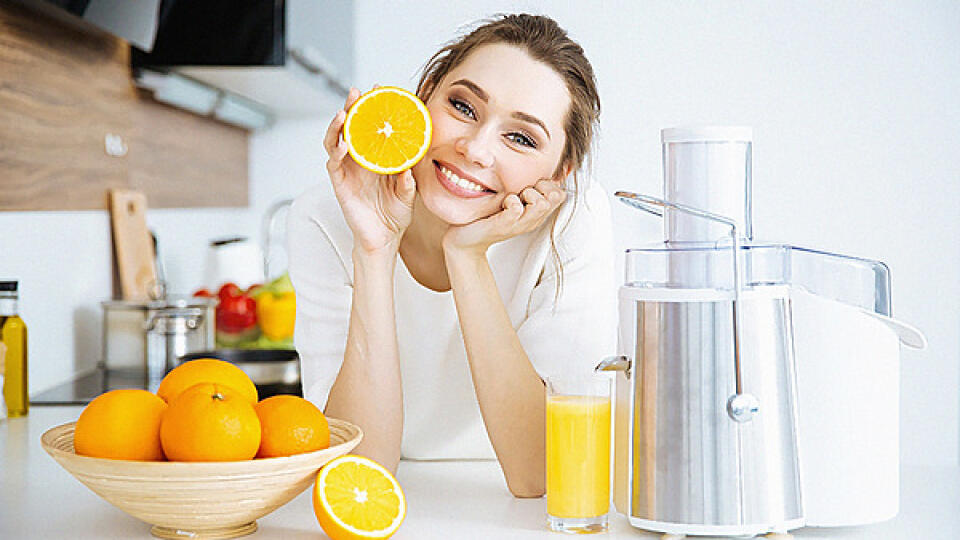 Citrusová vôňa vám ráno dodá energiu na celý deň. Doprajte svojmu telu aj citrusovú šťavu.