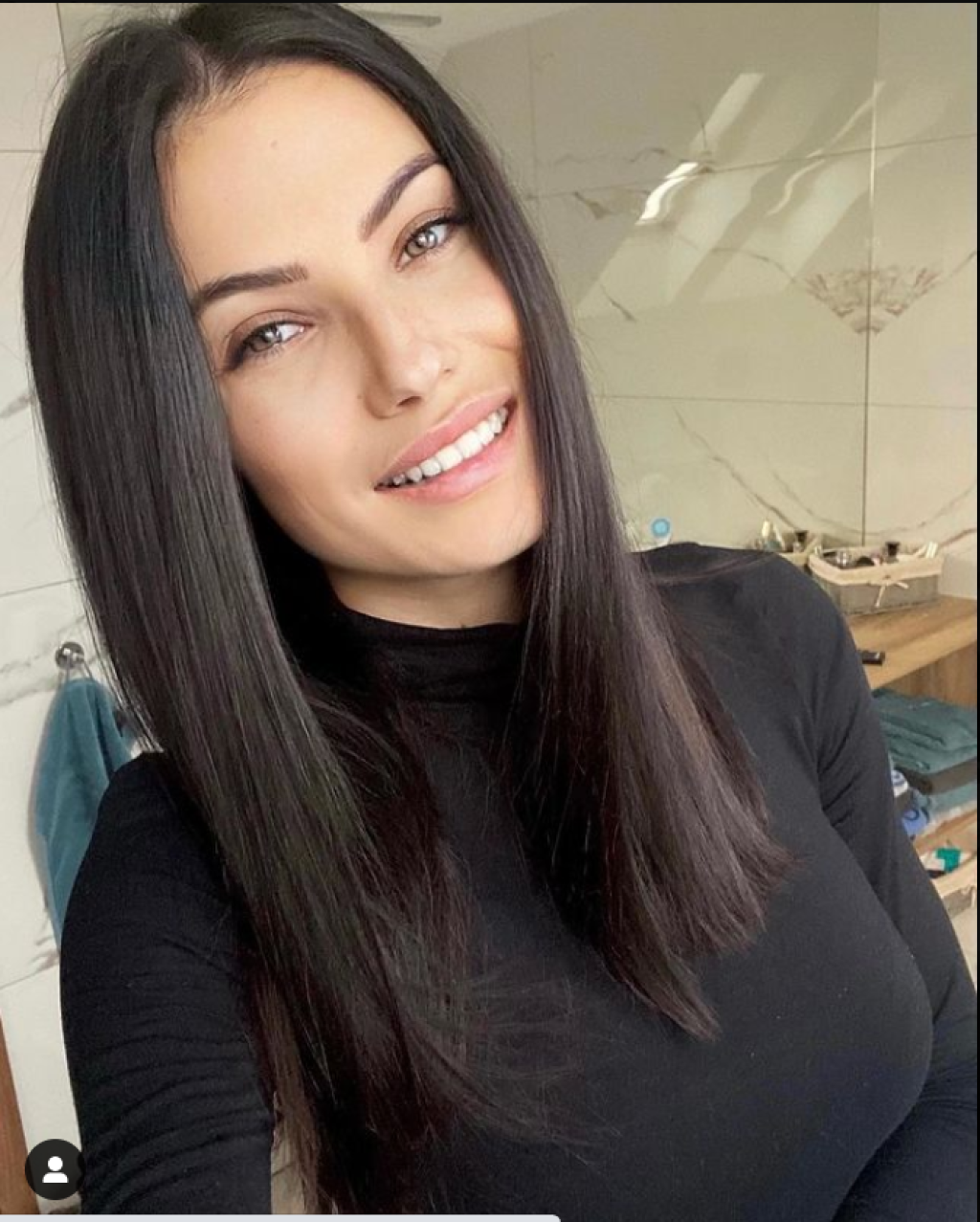 Kmotríkova priateľka ukázala interiér boháčovej luxusnej vily.