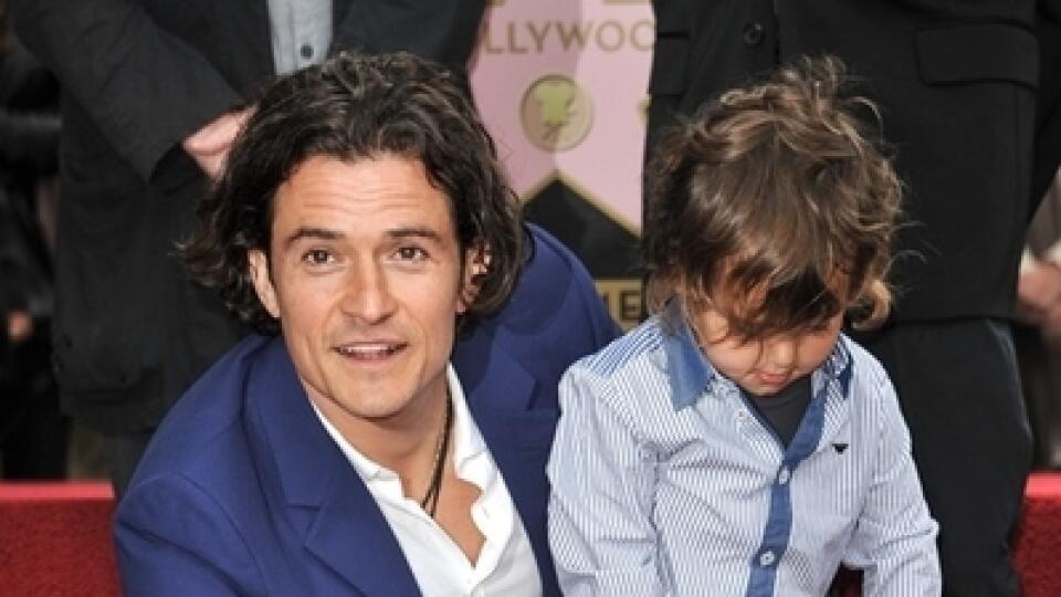 Orlando Bloom má hviezdu na Chodníku slávy. Jeho syna viac zaujímali sladkosti.