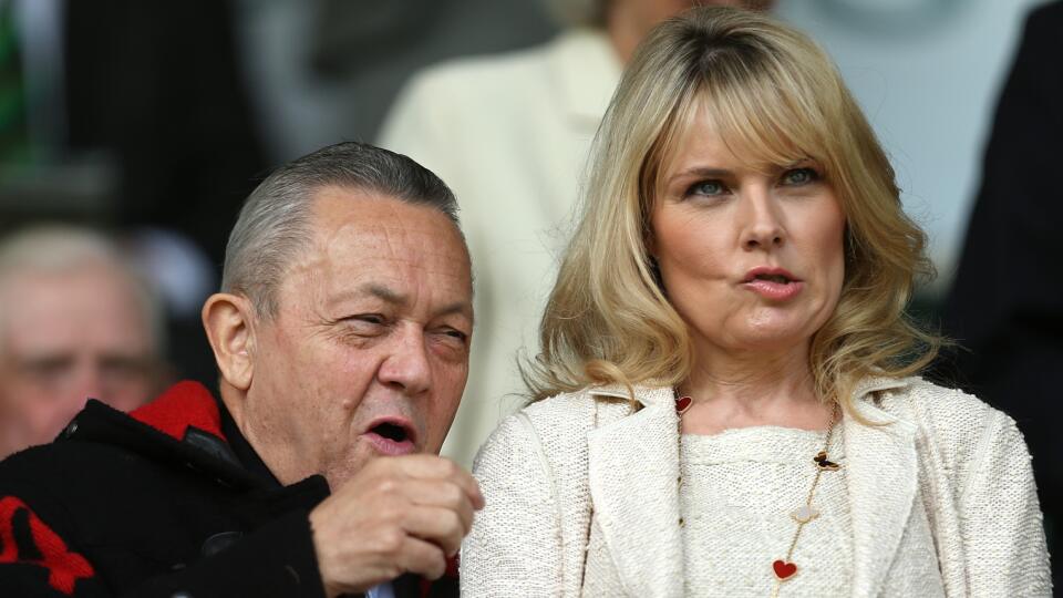Emma Benton-Hughesová sa pravidelne ukazuje na zápasoch West Hamu United.