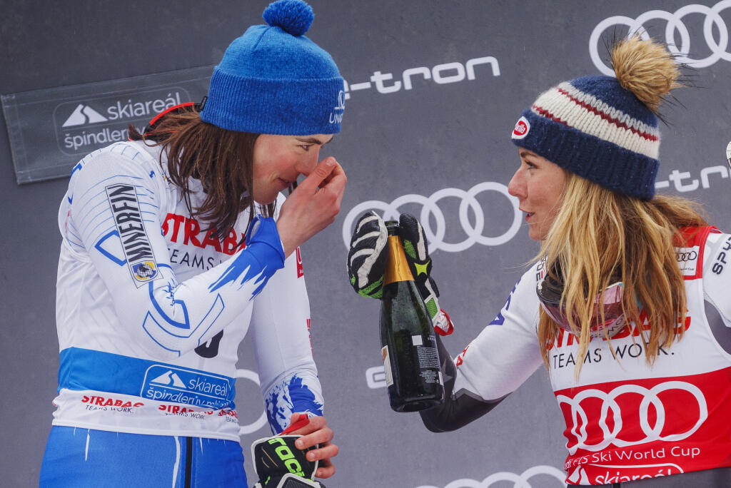 Petra Vlhová a Mikaela Shiffrinová.